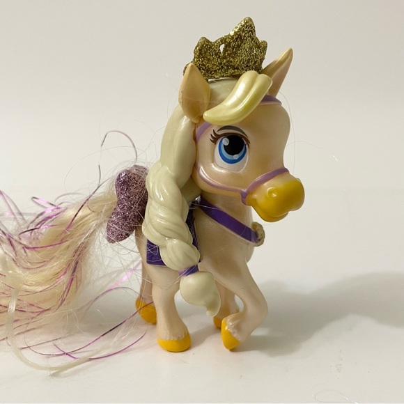 Disney Princess Palace Pets Rapunzel Mini Figure Toy - Picture 2 of 14